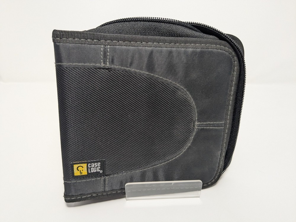 Case Logic CD DVD wallet 16 Disc Capacity Black Zippered