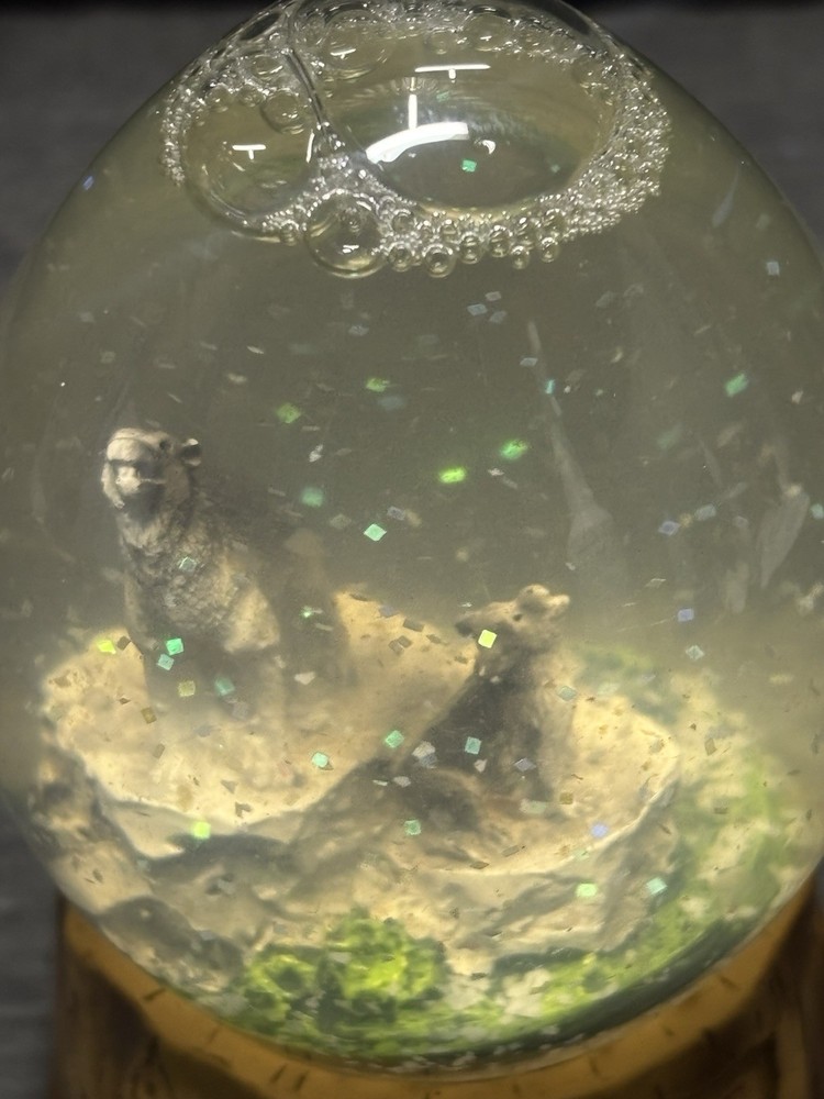 Great Wolf Lodge ‘Wolf-Howl’ Snow Globe