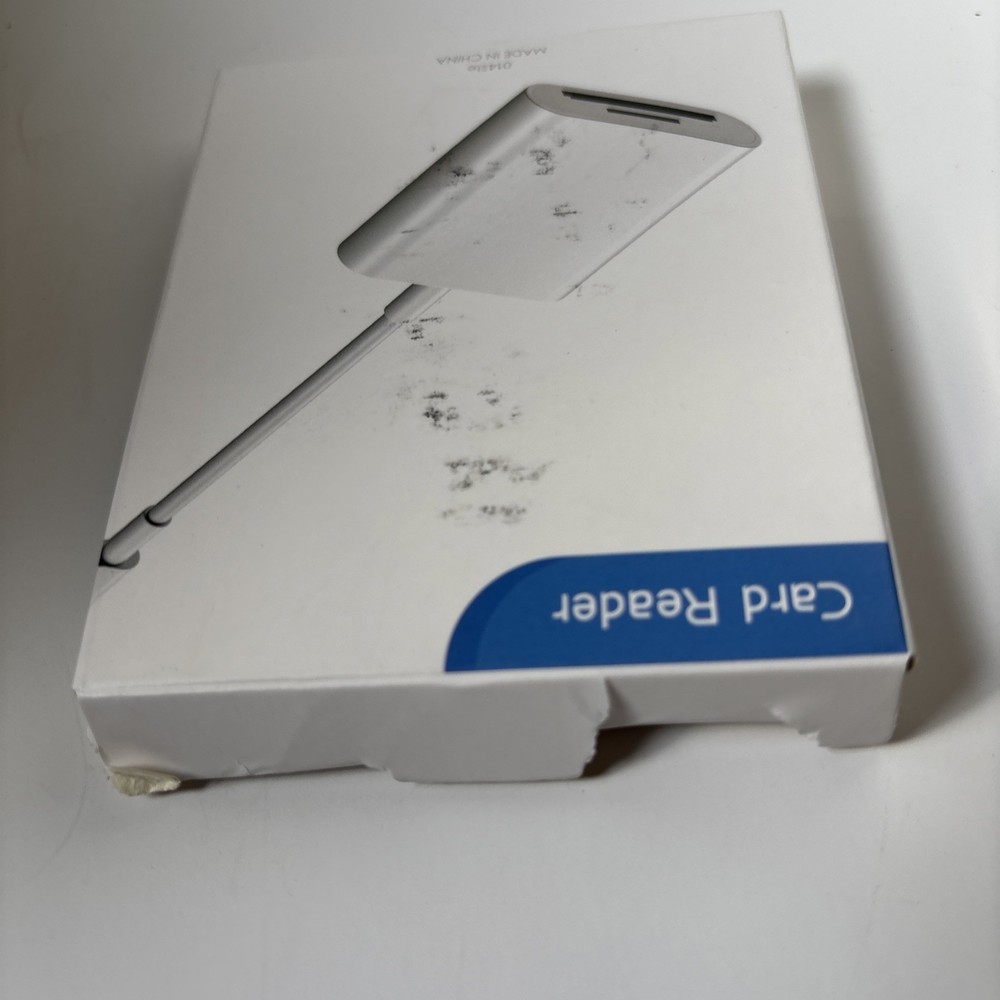 Apple Compatible Card Reader For Camera SD Cards Open Box New