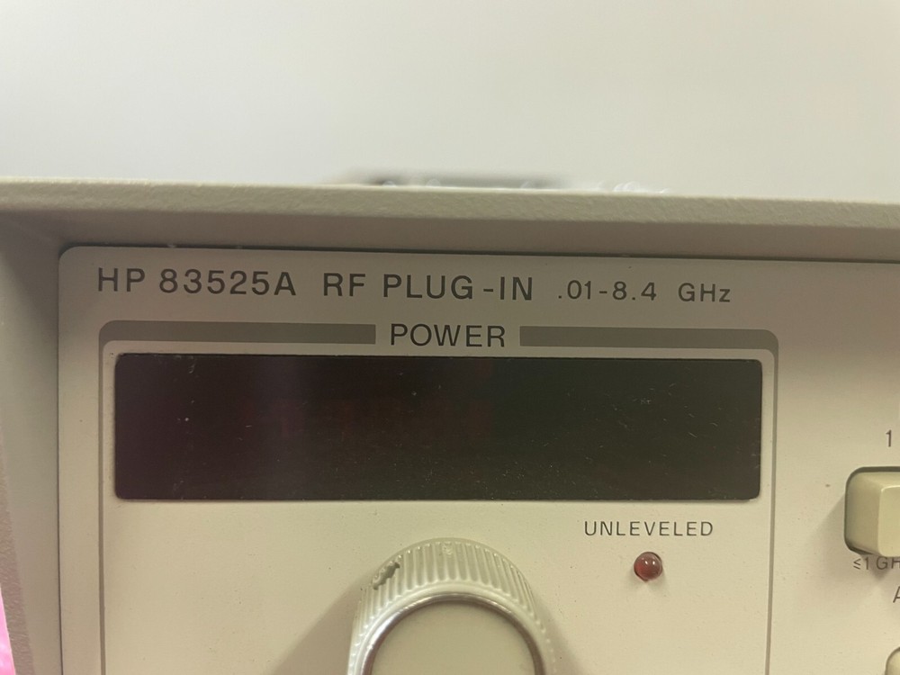 Hewlett Packarad 83525A RF Plug-In Options 002004 - Oscillator