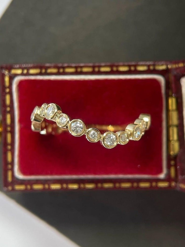 0.33CT Bezel Bubble Wave Moissanite Ring Curved Stackable Half Eternity Band
