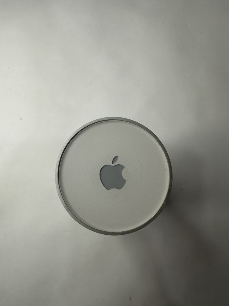 Apple iSight A1023 FireWire Webcam with Mount and Cable