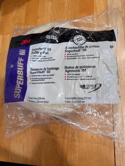 3M 05703, Double-Sided Wool Compounding pad, 9" Diameter, Screw-On Attachment