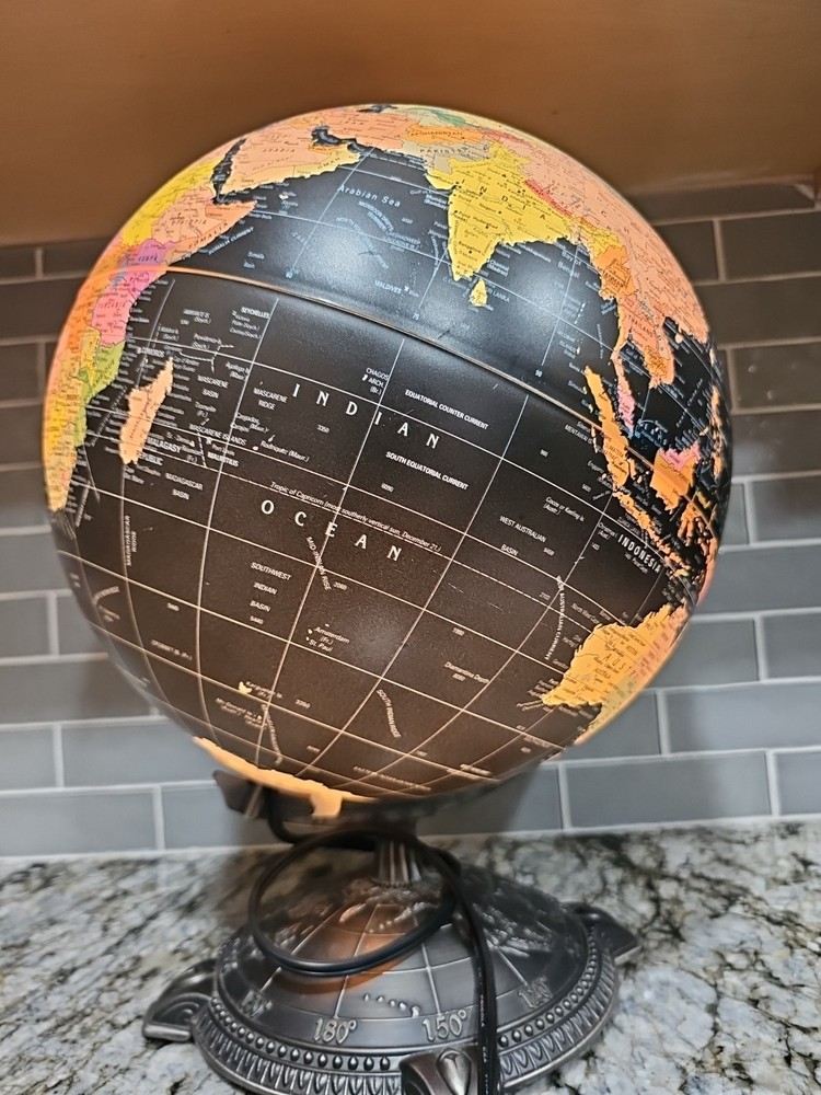 Old Deco Replogle Starlight Series Black Lighted World Globe Lamp Light Decor