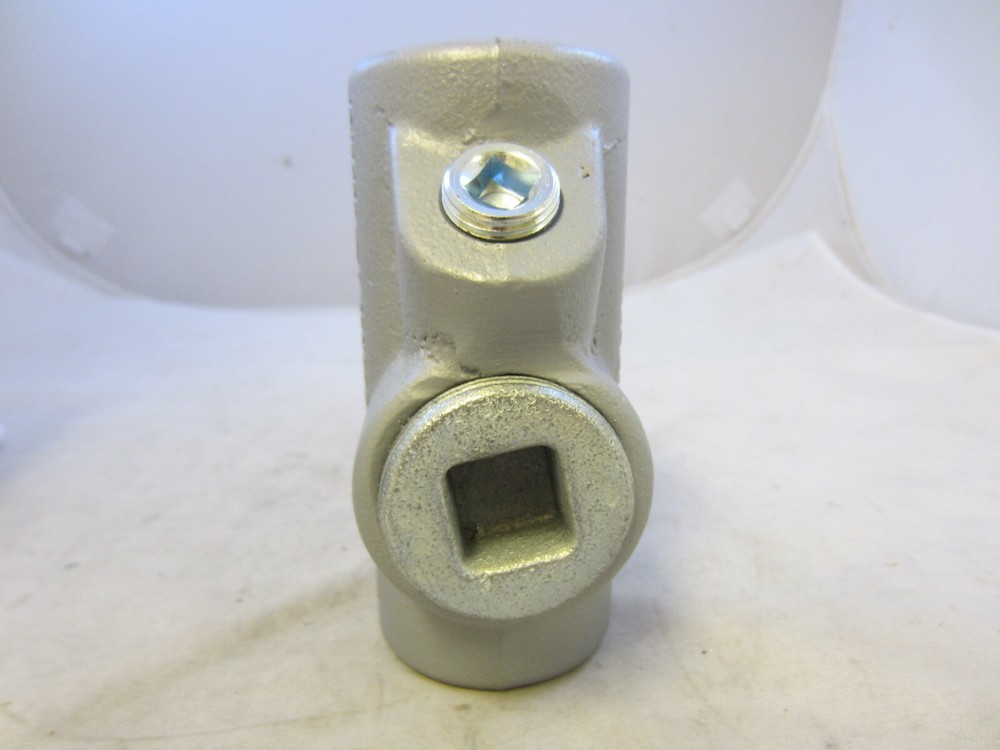 APPLETON EYF150 1-1/2" EXPLOSION PROOF SEAL OFF EYS CROUSE HINDS *SAME DAY SHIP