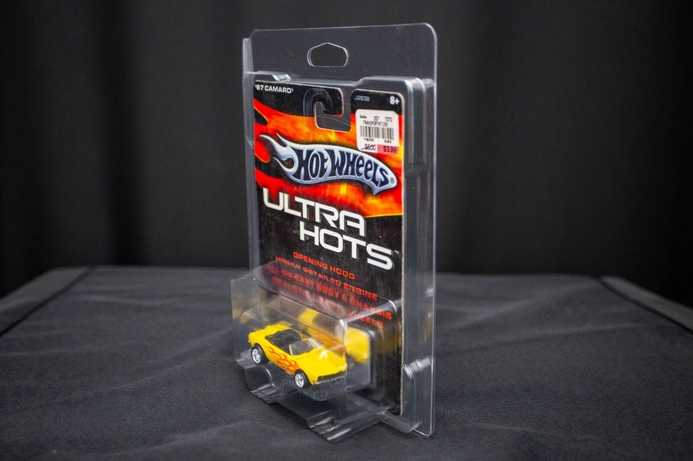 Diamond Protector 30 Johnny Lightning Auto World Diecast Protector Case