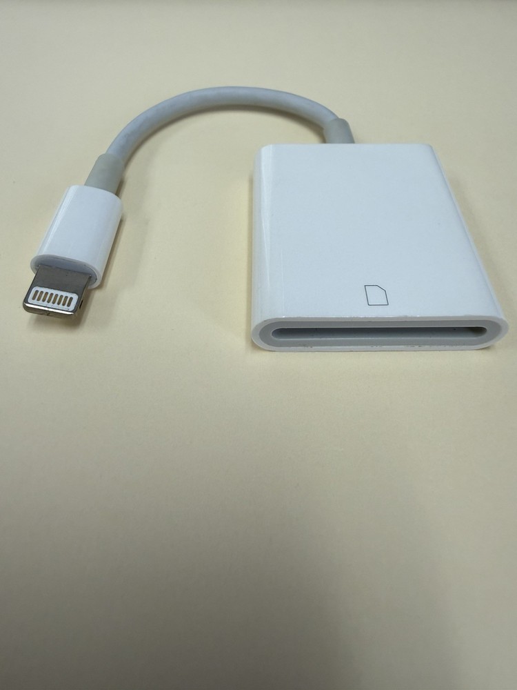 Genuine Apple Lightning to SD Card Reader for iPhone iPad