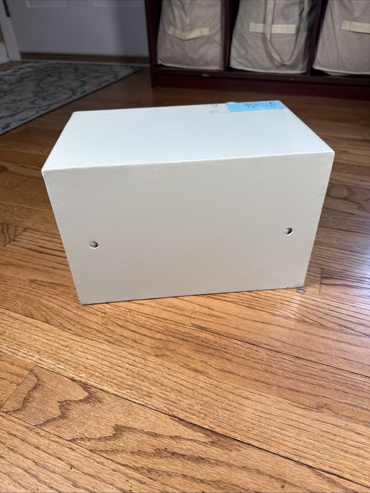 Amsec DL5000 Small Touch Screen Electronic Security Safe