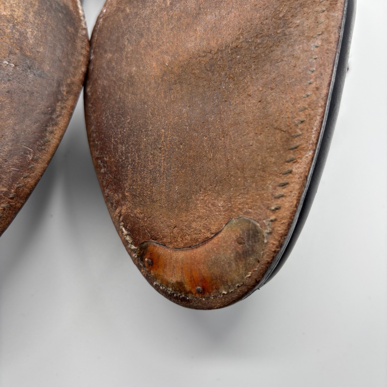 Allen Edmonds Arlington Burgundy Wingtip Tassel Loafers Mens Size 11 B *FLAW