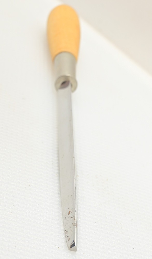 ✨Vintage Unbranded Triangular Burnishing Tool (INV S082)