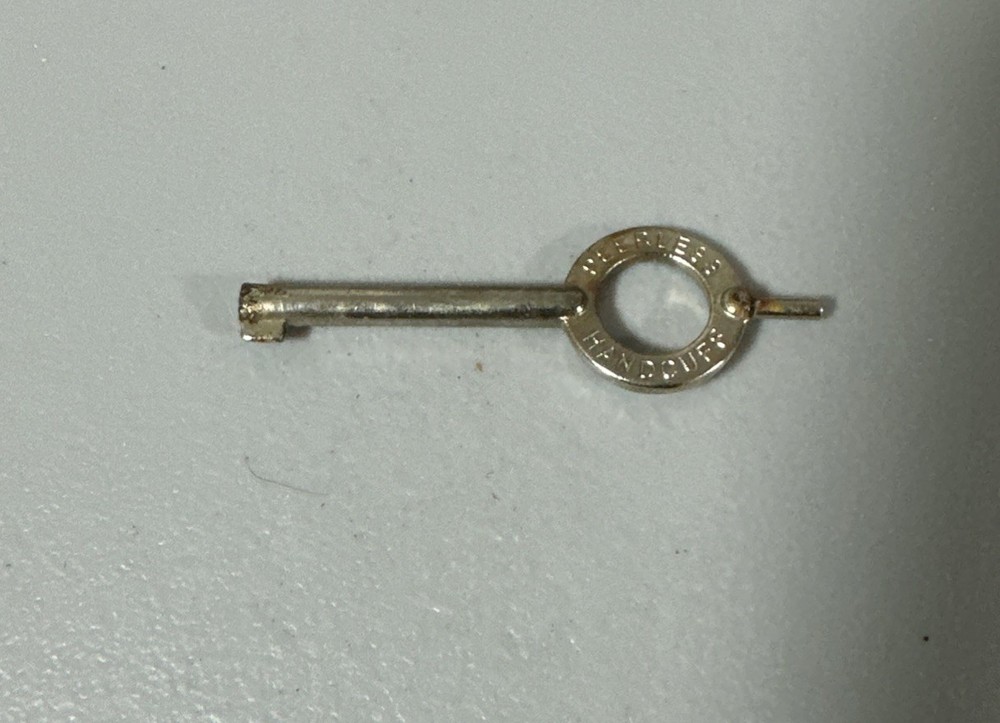 PEERLESS HANDCUFF CO Handcuff   KEY