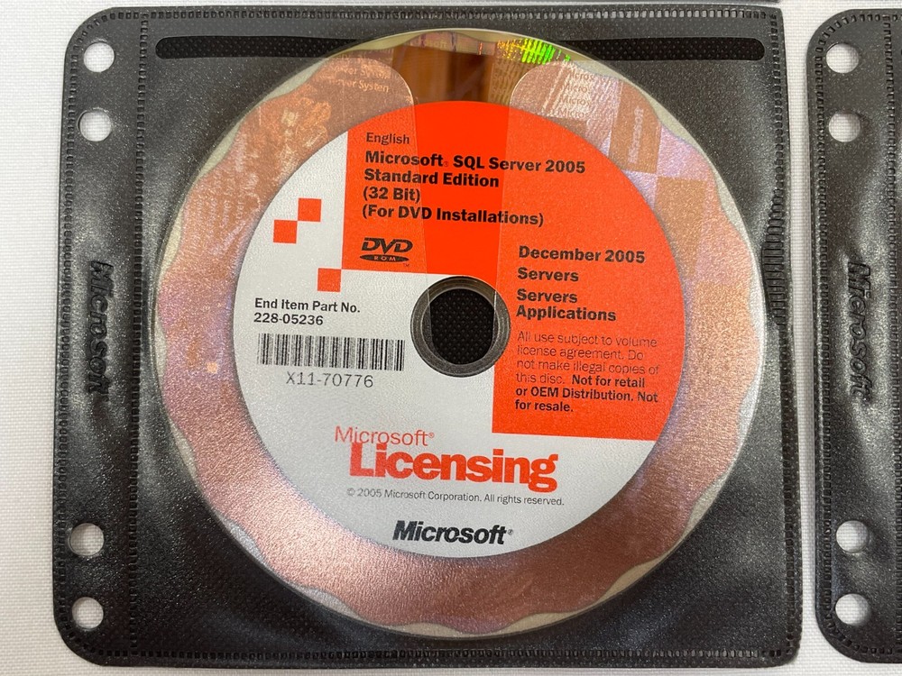 Microsoft SQL Server 2005 for DVD Installations Windows PC 6-Disc Set Software