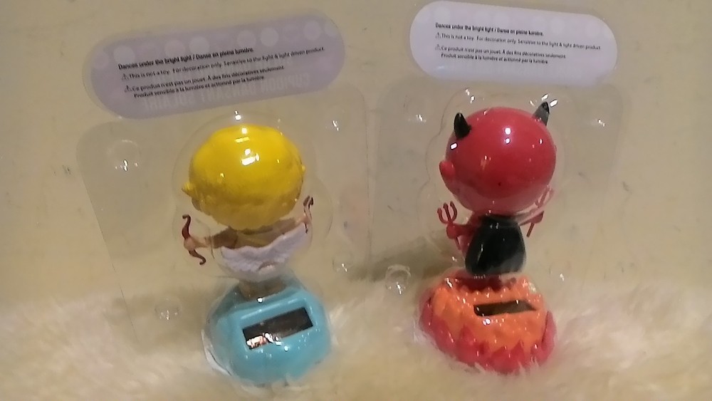 2 x NEW 2017 Solar Dancing Cupid and Devil ( Valentine's Day )