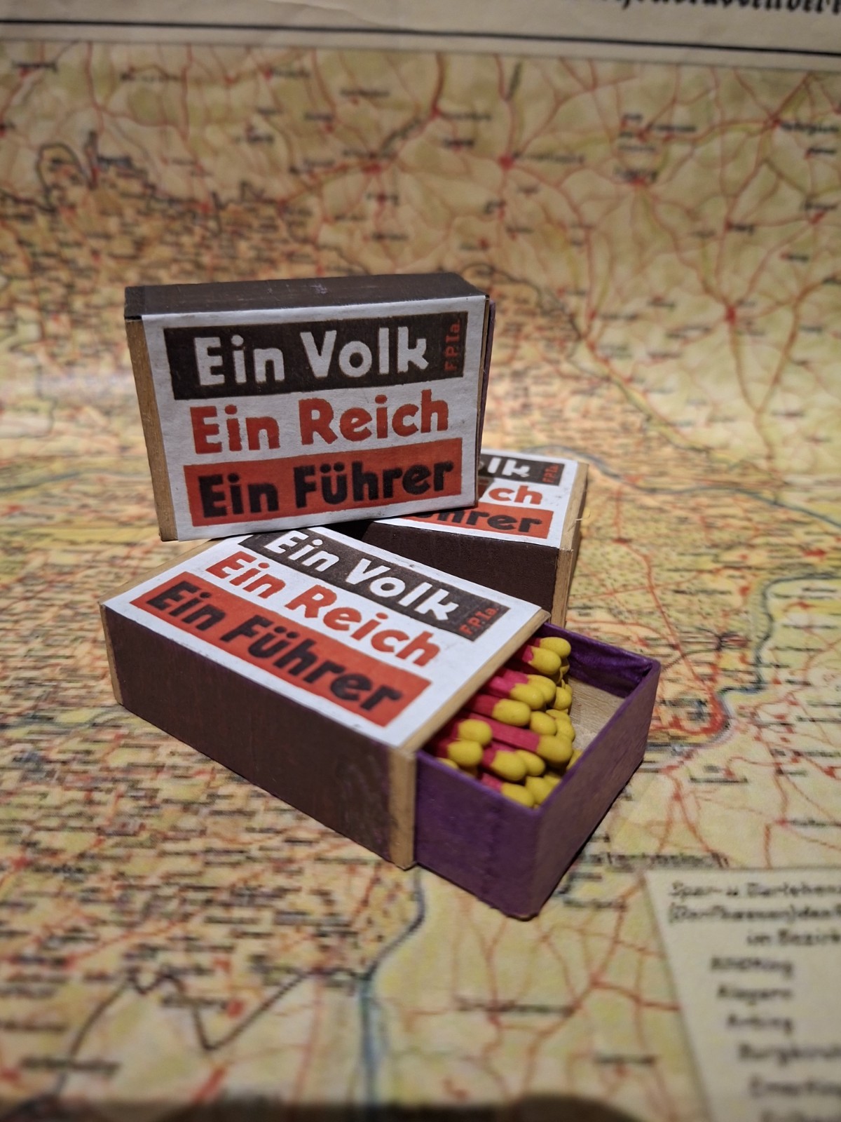 WW2 German matchbox - Ein volk, Ein Reich, Ein Furher - 1933 election matchbox