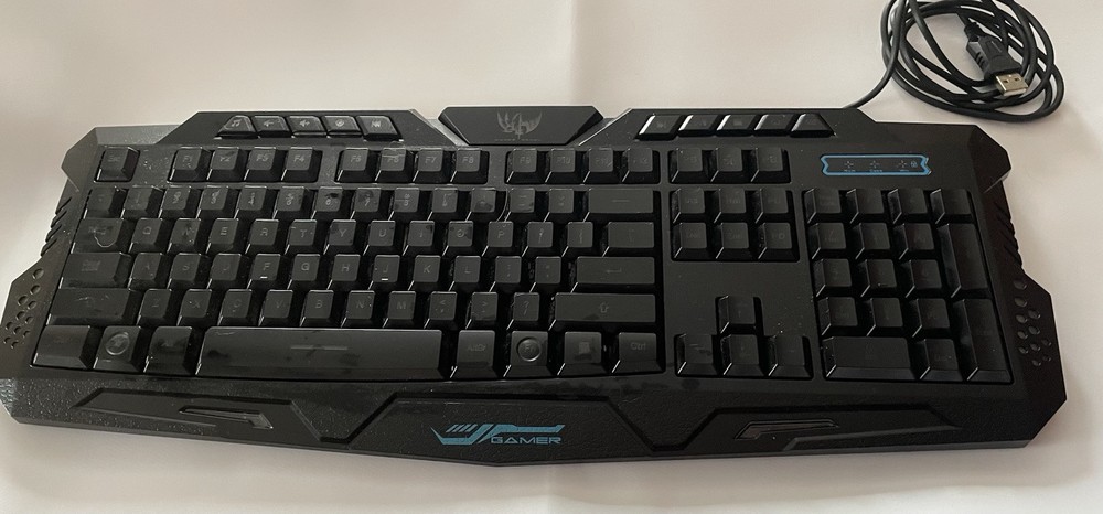 Mechanical gaming keyboard
