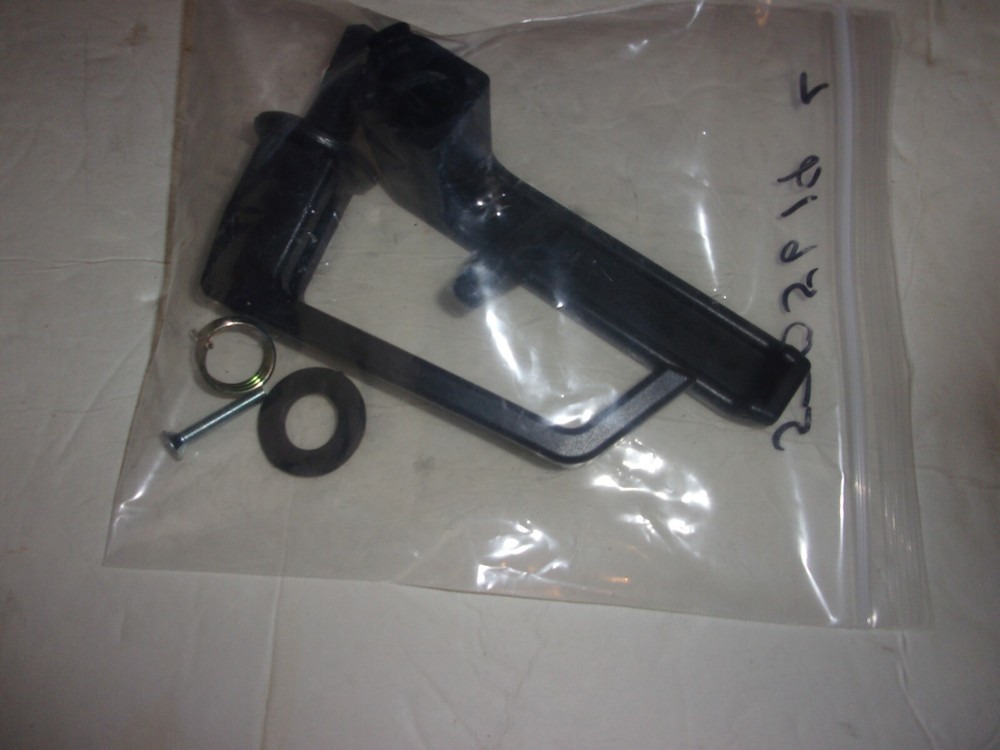 HUMVEE DOOR HANDLE RIGHT SIDE PASSENGER SIDE FRONT OR REAR RIGHT