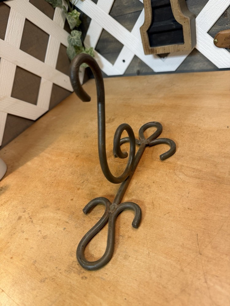 Rustic Brown Iron Scroll Wall Hanging Planter Bracket Pot Hook Hanger