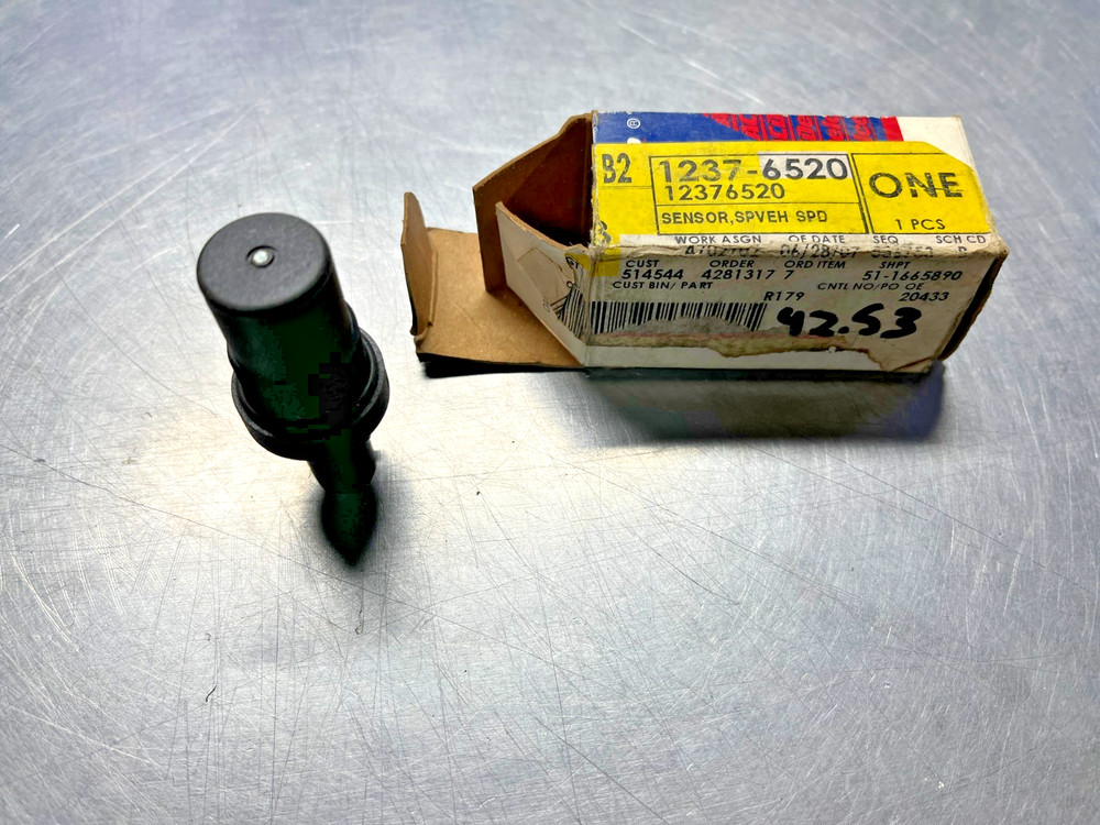 12376520 Genuine OEM GM Speed SENSOR 1237-6520