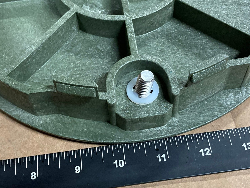 HUBBELL Pen-Cell Round Box Below Ground Box Cover