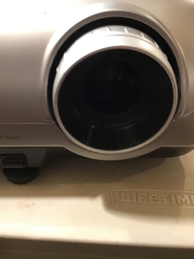 Sharp Notevision XR-10X Multimedia Projector W/ Lamp *Needs Bulb* No Remote