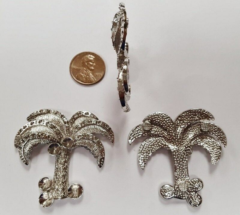 1 Retro Silver Palm Tree 46x47mm. Unset Rhinestone Setting Finding E306
