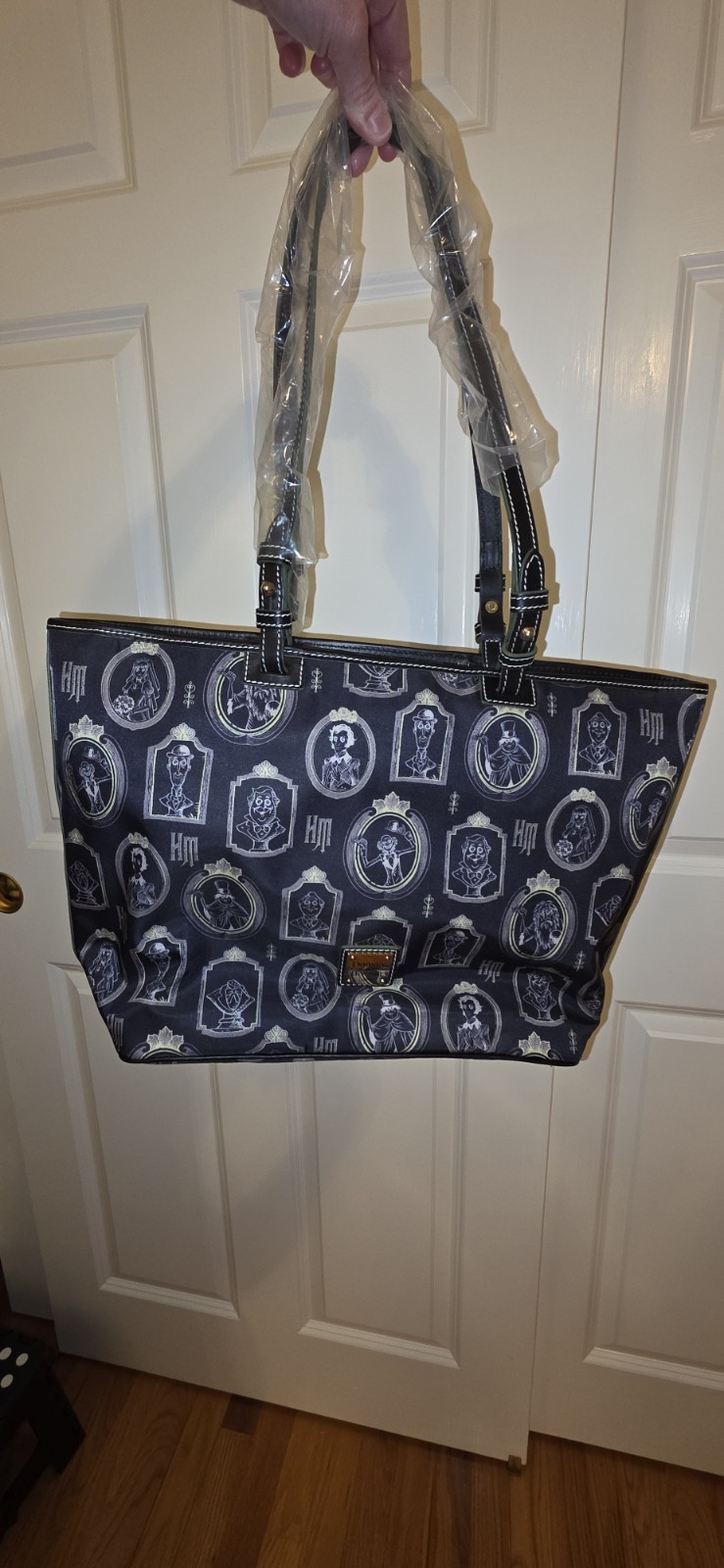 Disney Haunted Mansion Large Tote Vinyl Dooney & Bourke Bag NEW