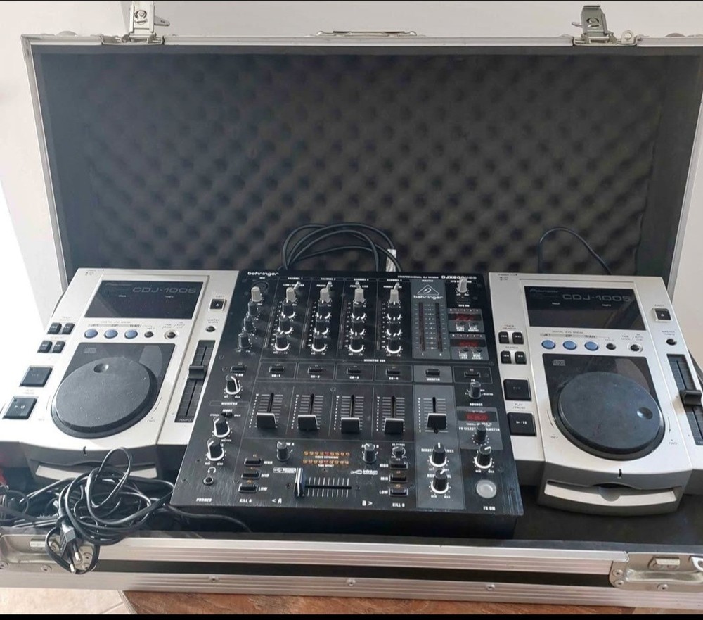 PIONEER CDJ-100S PERFECTLY WORKING CD DECK STEREO CONSOLE
