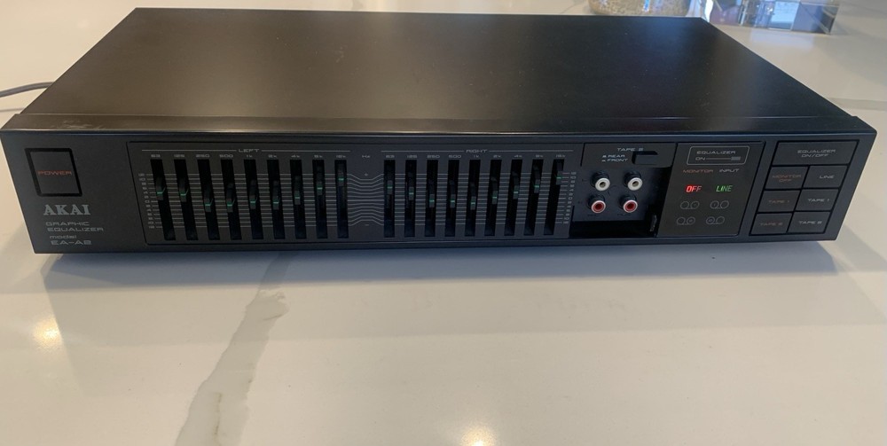 AKAI EA-A2 GRAPHIC EQUALIZER  Tested And Works