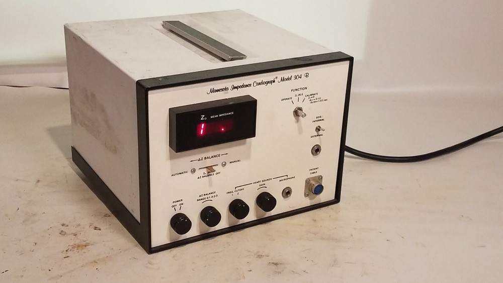 Surcom Minnesota Impedance Cardiograph 304B