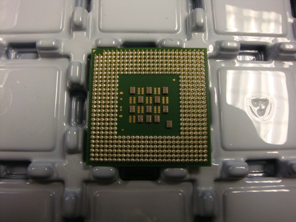 INTEL CELERON SL6VH 1.8GHZ V505BX/BL MOBILE PROCESSOR