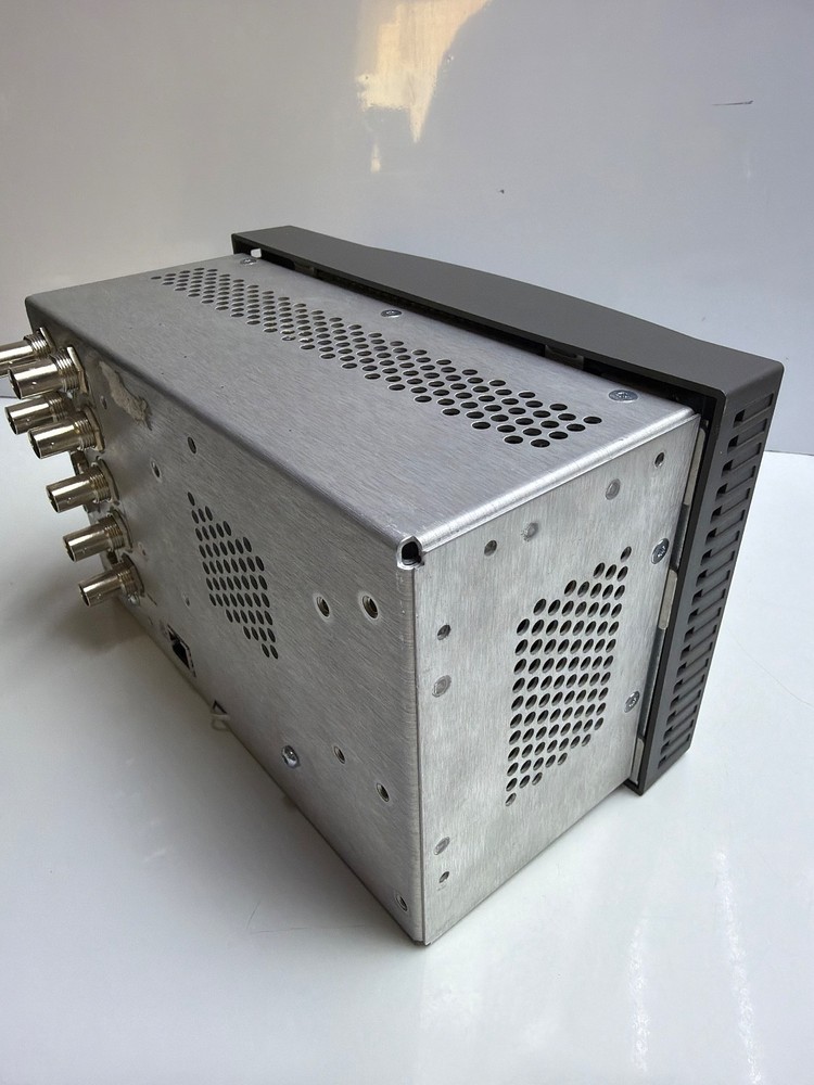 Tektronix wfm5000 HD/SD  waveform vectorscope without Adapter