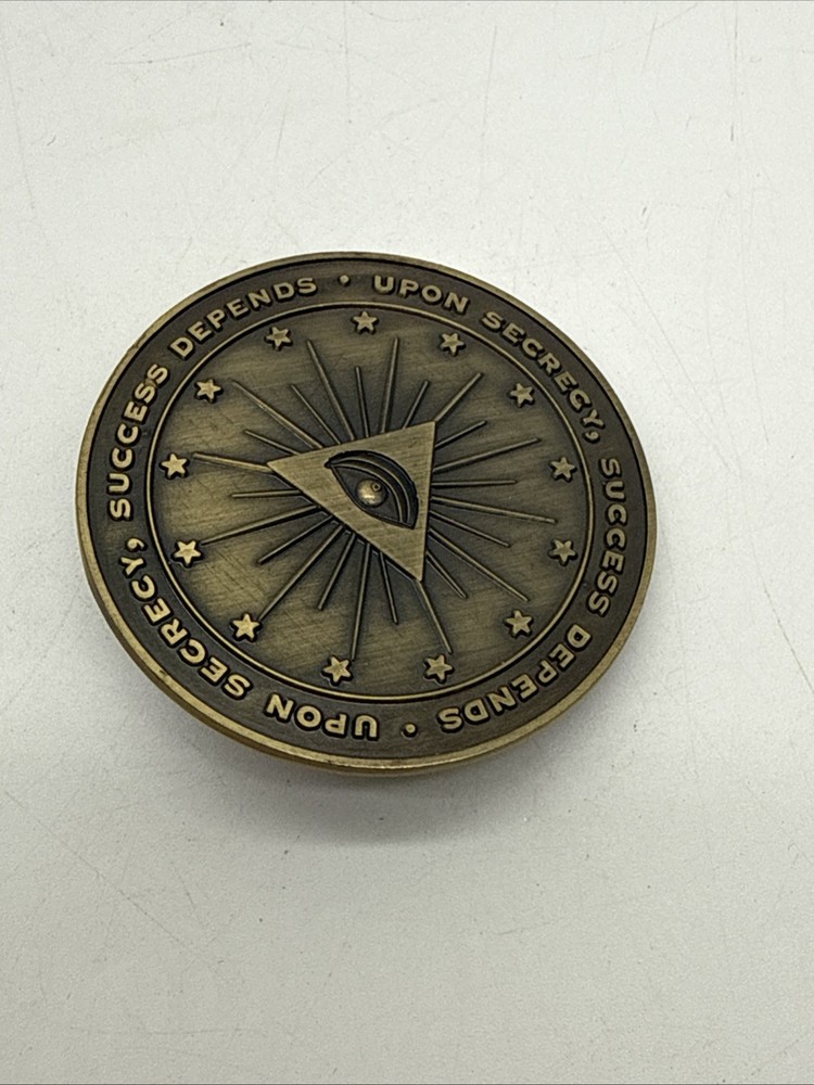 Retroworks Caesar Cipher Medallion Secret Decoder Original New