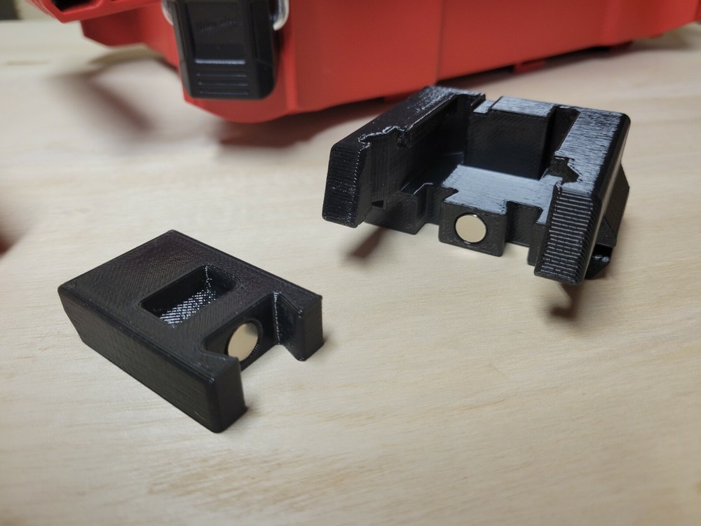 Milwaukee M18 Packout Battery Holder