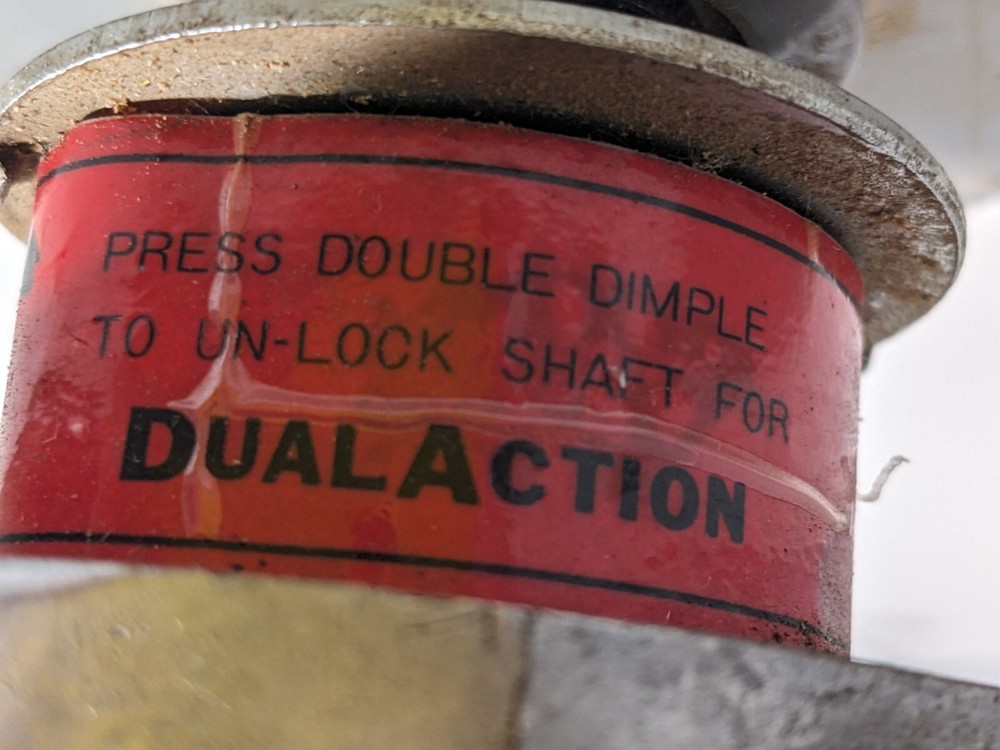 Dual Action Orbital Sander Red