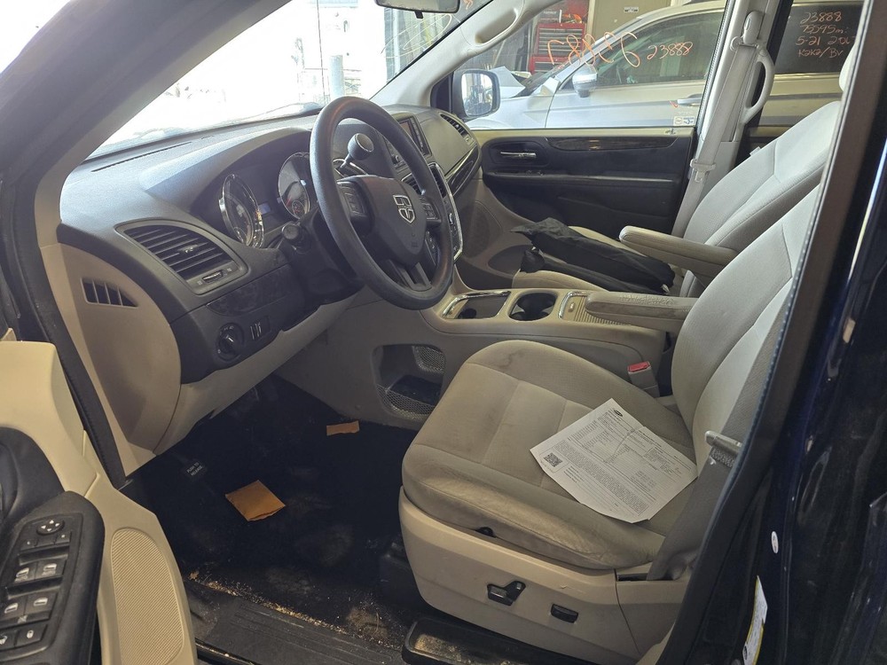 Used A/C Selector Switch fits: 2015 Dodge Caravan AC front dash mounted manual c