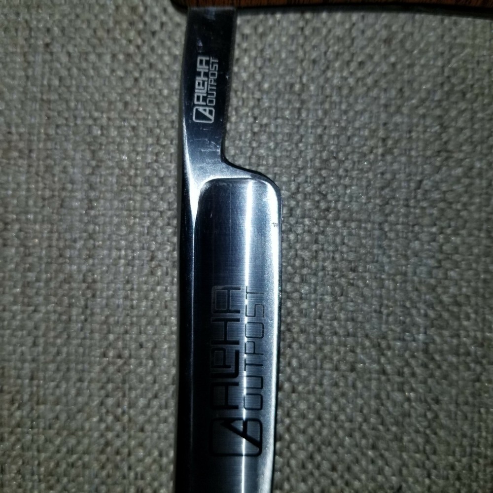 Alpha Outpost Straight Razor