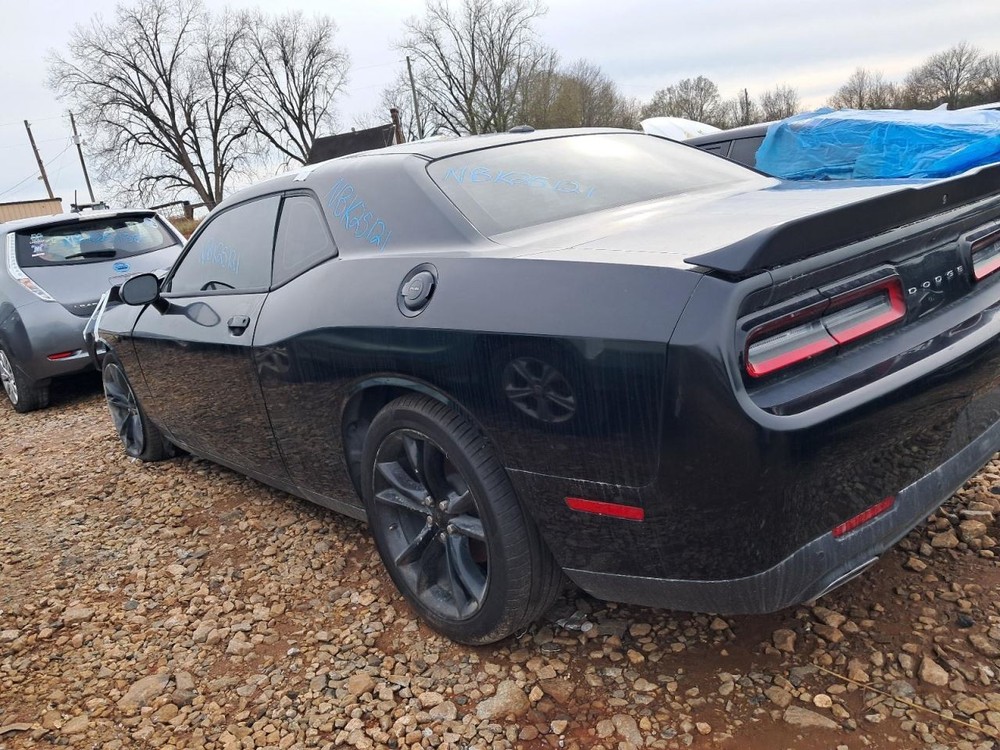 CHALLENGE 2016 Glove Box 4884216