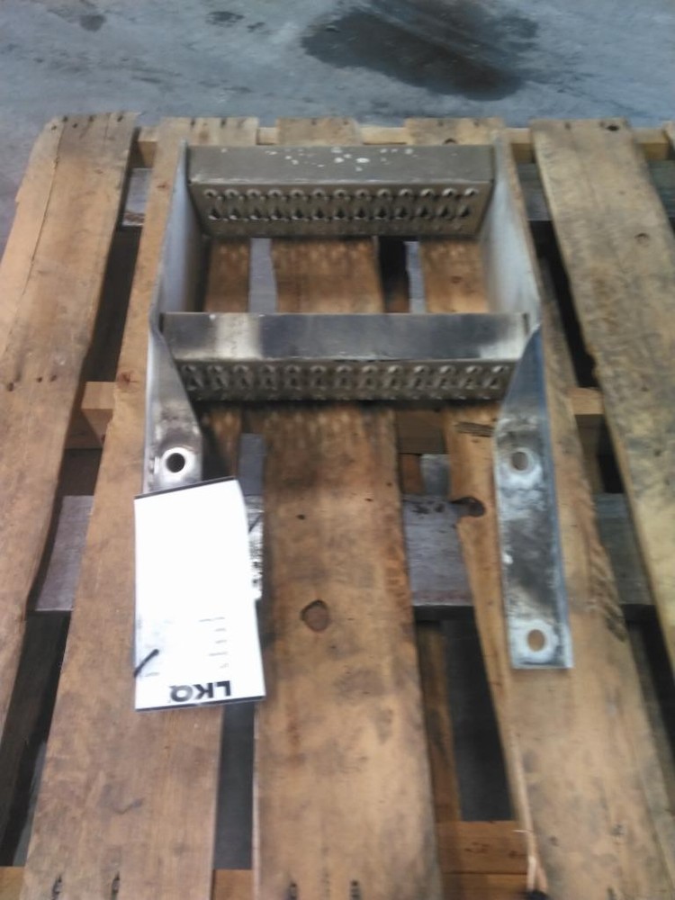 Replaces 2006 PETERBILT 387 FRAME STEP , GA