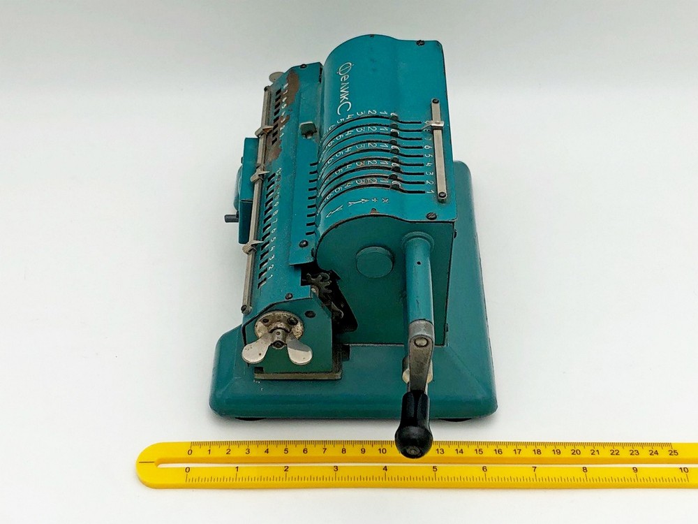 Felix Arithmometer Vintage Calculating Device Pre-computer Adding Machine USSR