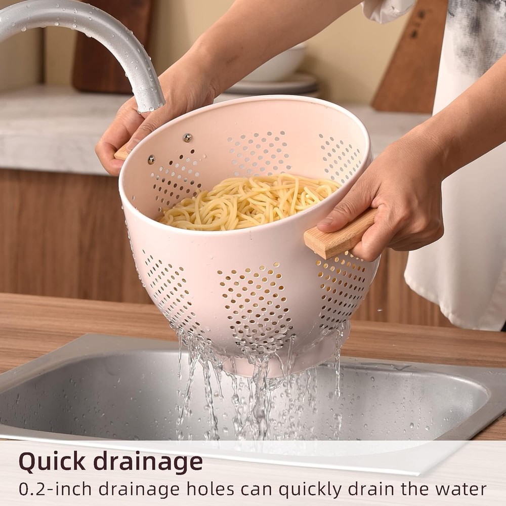 Chic 5.5 Quart Pink Kitchen Colander with Stable Base - Perfect for Draining