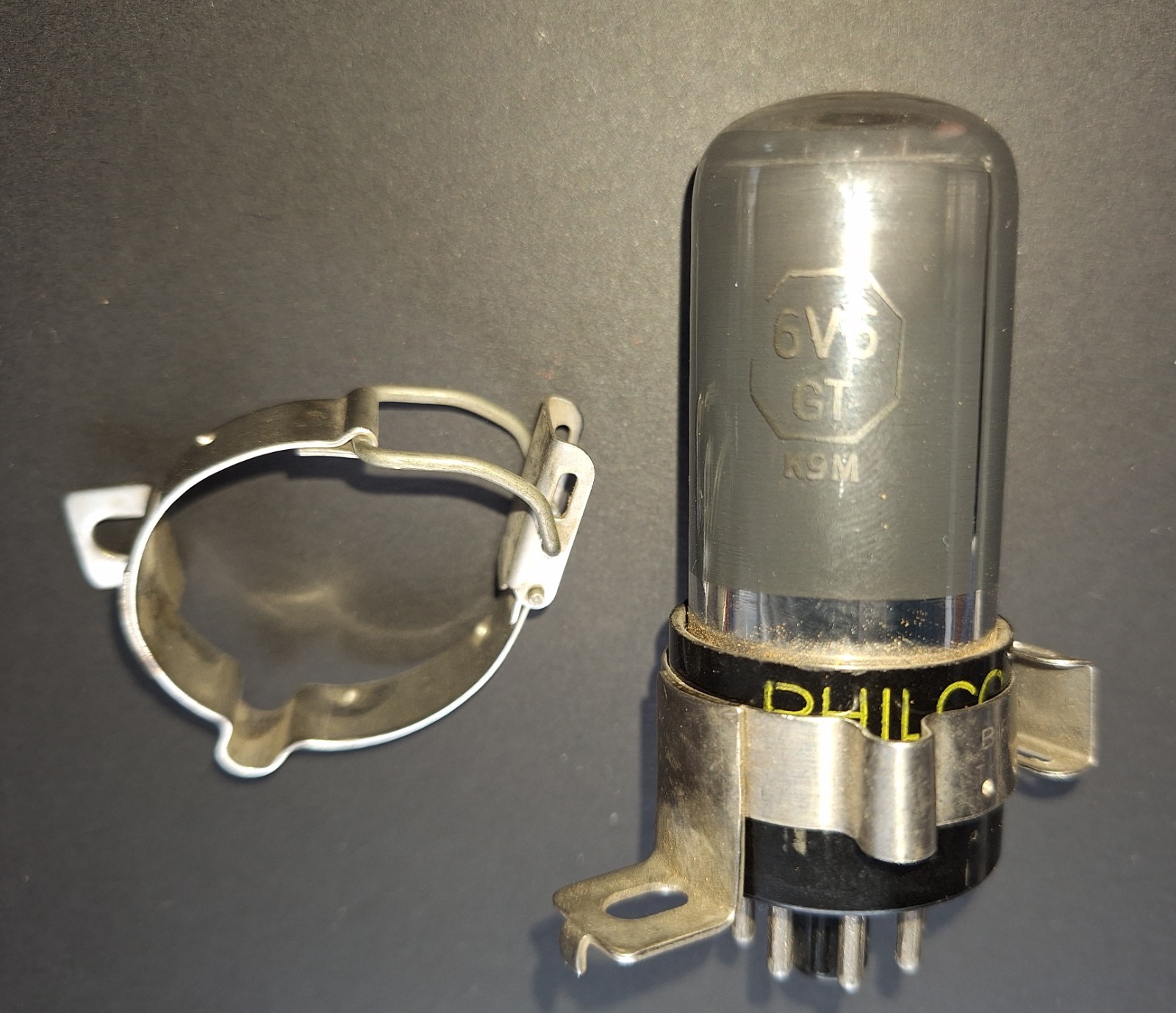 TWO BIRTCHER 926B HOLD-DOWN BASE CLAMPS FITS 6V6 1.25" BASE STAINLESS