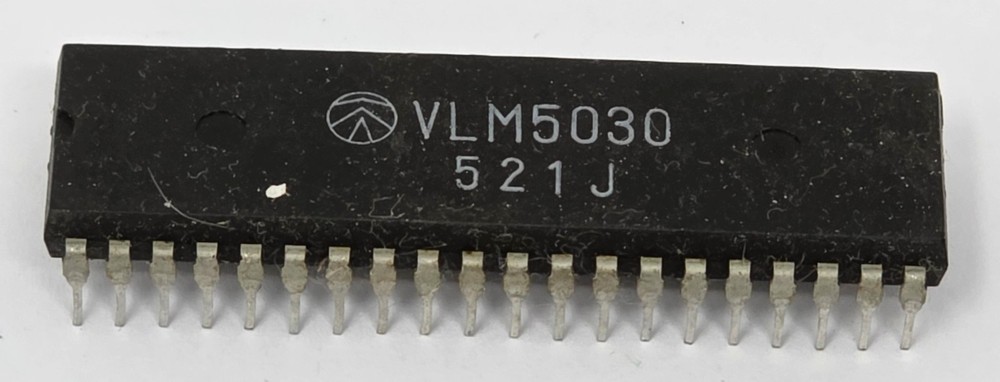 Sanyo Speech Chip VLM5030 DIP-40 IC