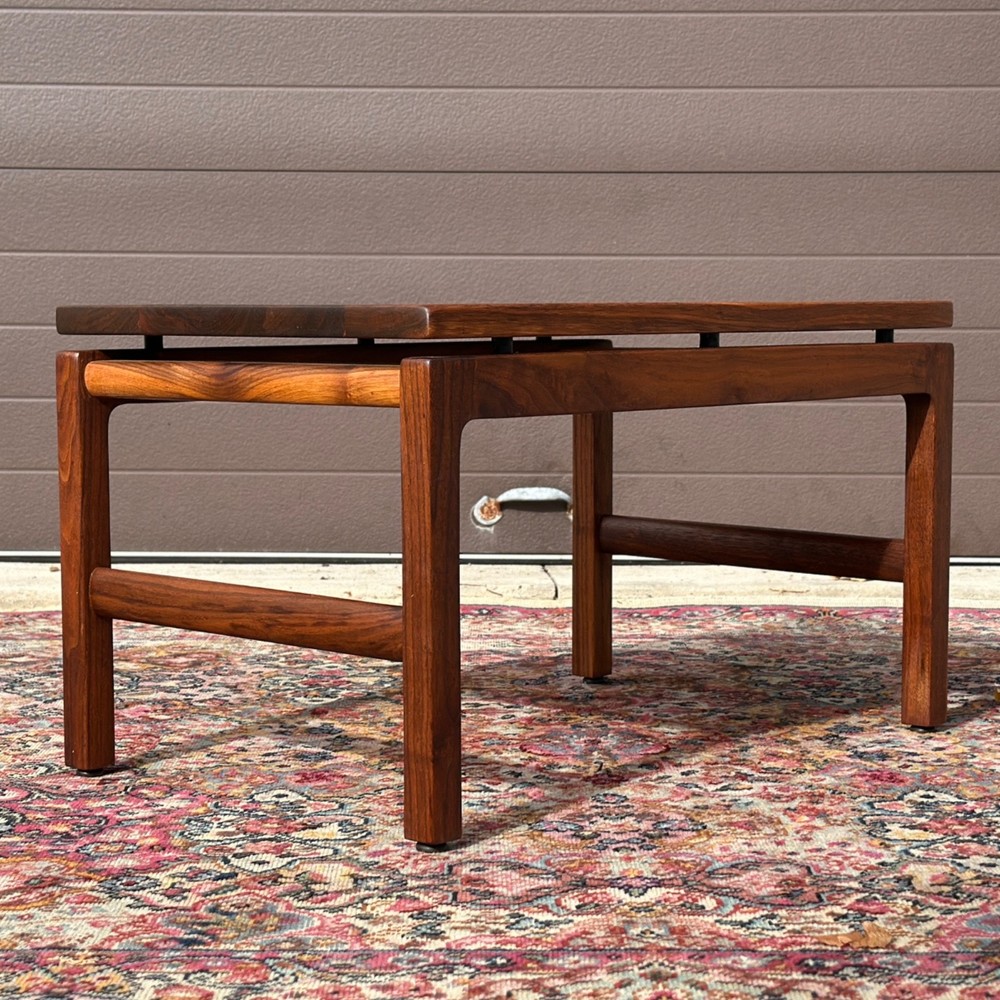 Mid-Century Modern Gunlocke Solid Walnut Floating Top Side Table Jens Risom