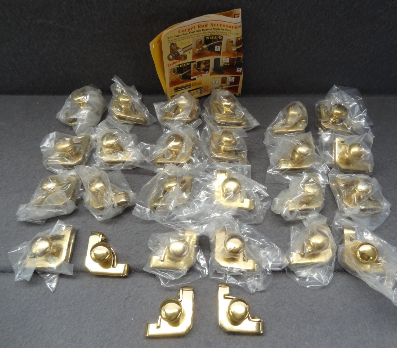 LOT (26) Carpet Rod Corner Brass Knob Bracket 13-PAIR VTG Stair Runner Rug 90s