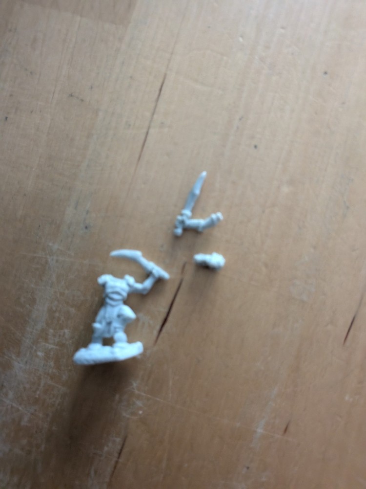 Reaper Bones Goblin With 2 Swords
