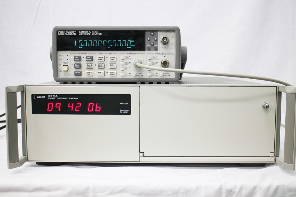 Agilent 5071A /001 Primary Frequency Standard