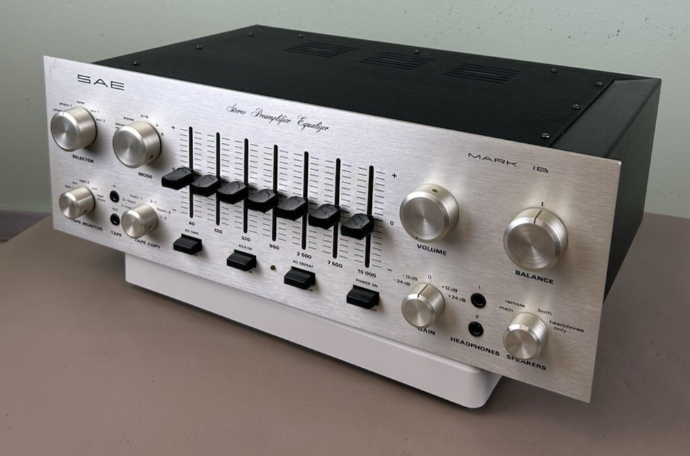 SAE MARK 1B STEREO PREAMPLIFIER COOL