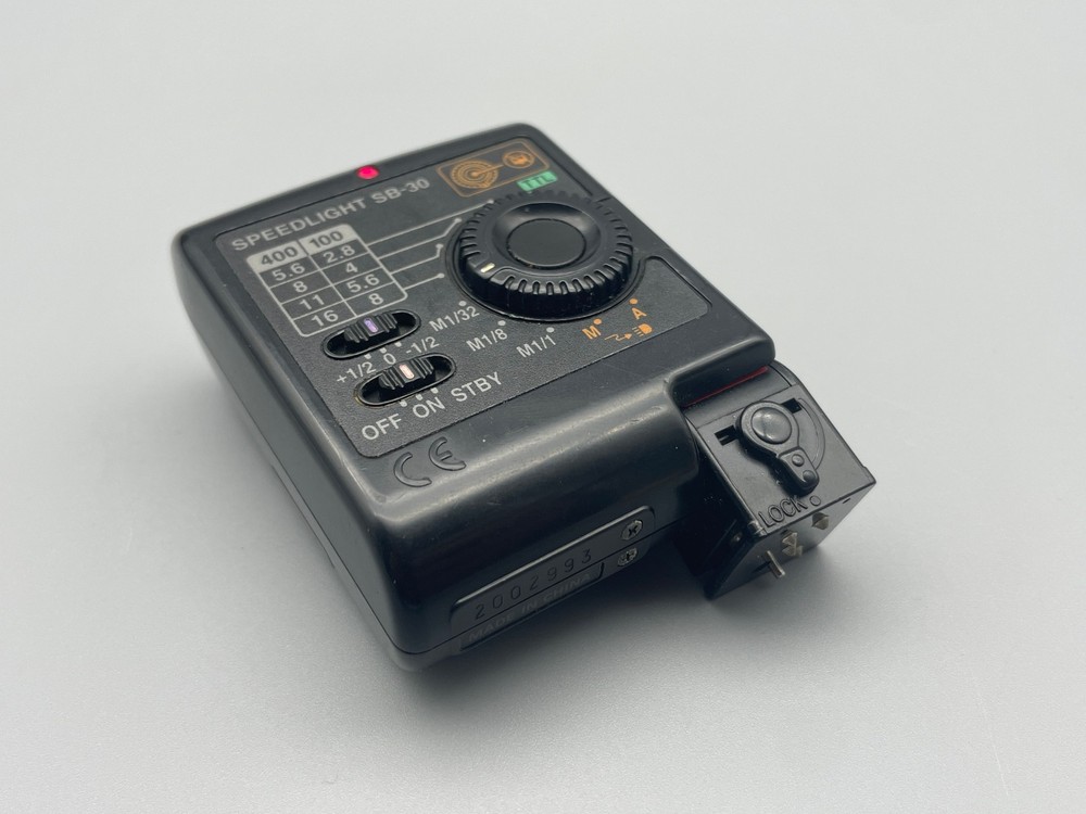 Nikon Speedlight SB-30 Shoe Mount Flash