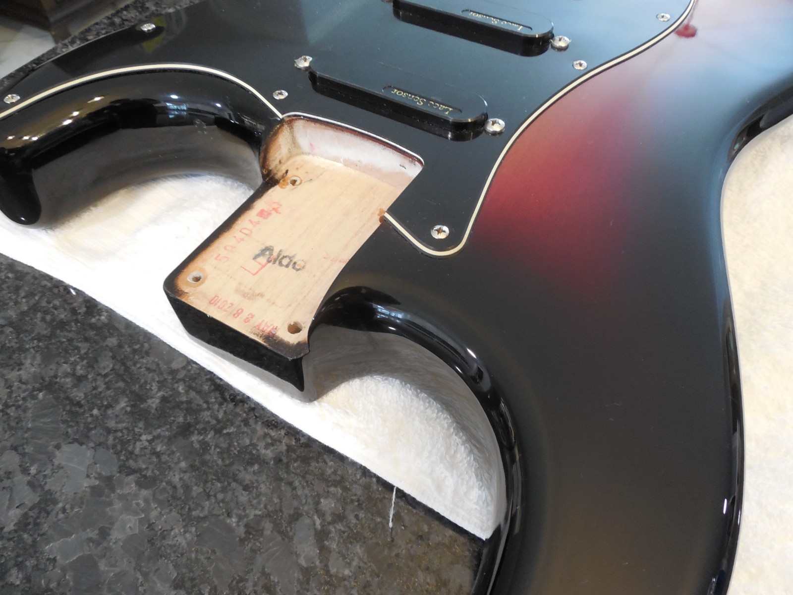 2010 Fender American Special Stratocaster Loaded Body Lace Sensor pups Ex. Cond