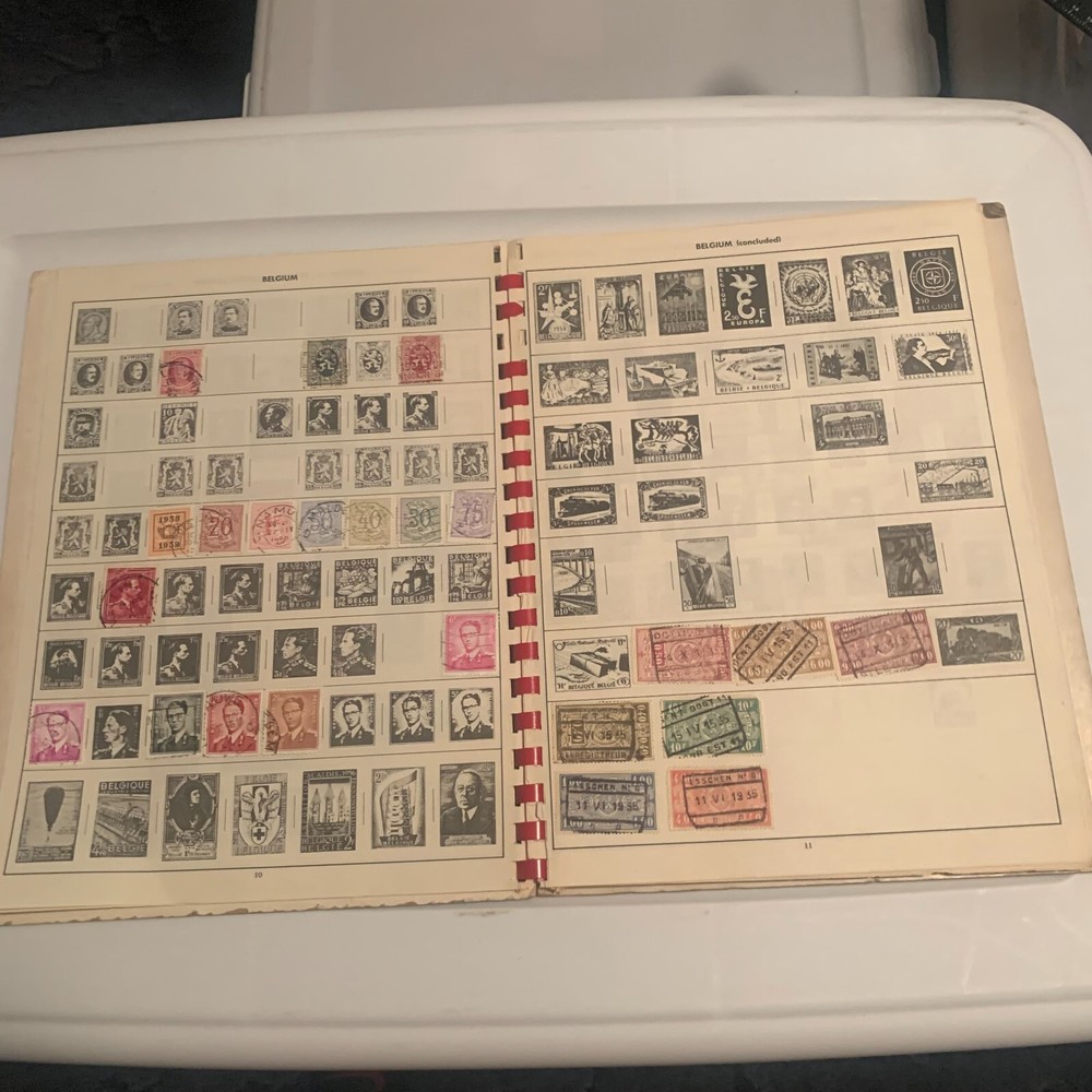 Pioneer Stamp Collecting Book With Stamps Copyright 1960 H. E. Harris